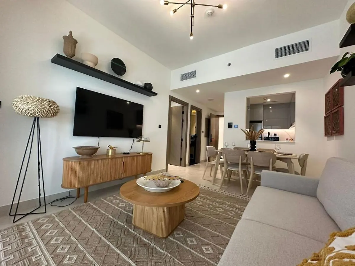 Spacious 1Br In Binghatti Creek Dubai 0*,